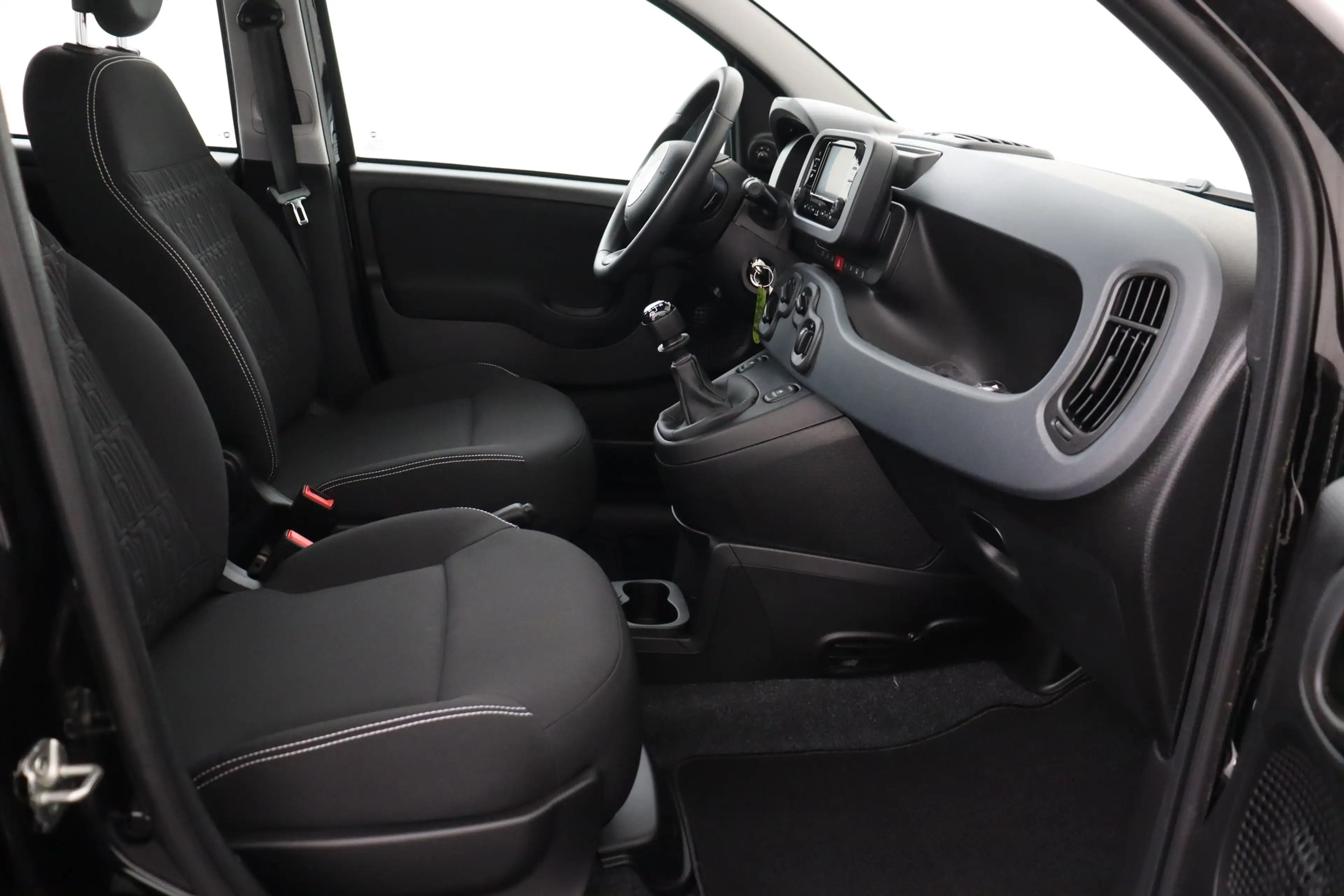 Fiat Panda 1.0i HYBRID CITY PACK + PDC + CRUISE + AIRCO — photo 11