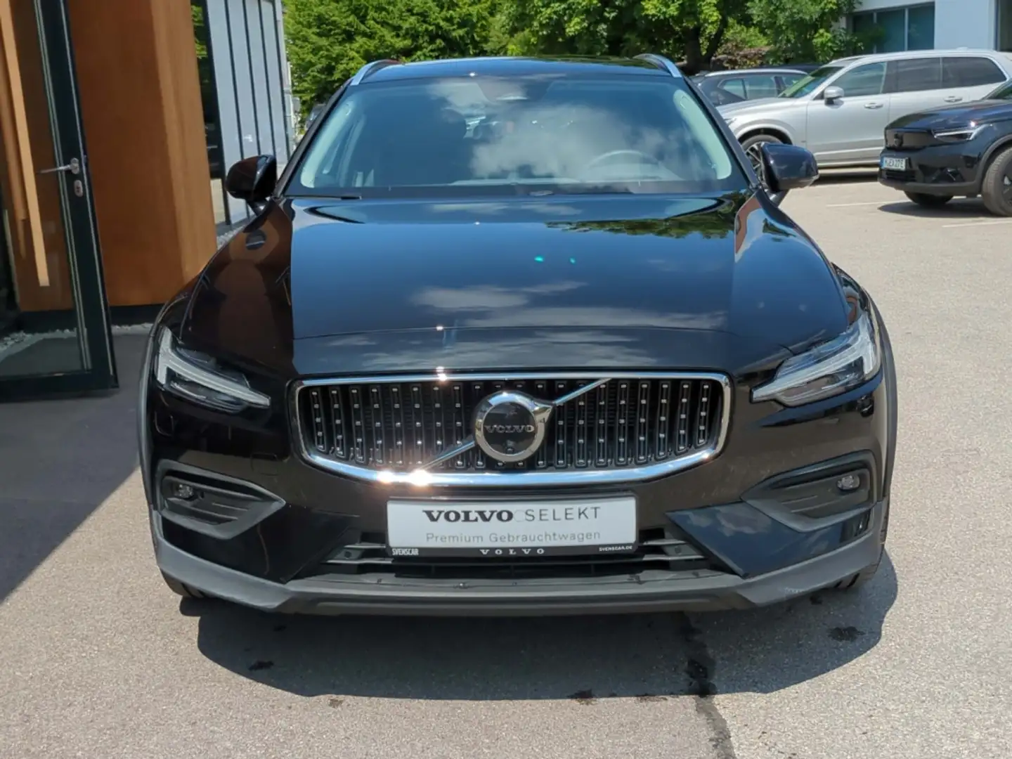 Volvo V60 Cross Country Cross Country Ultimate AWD B5 Benzin EU6d HUD Stan Noir - 2