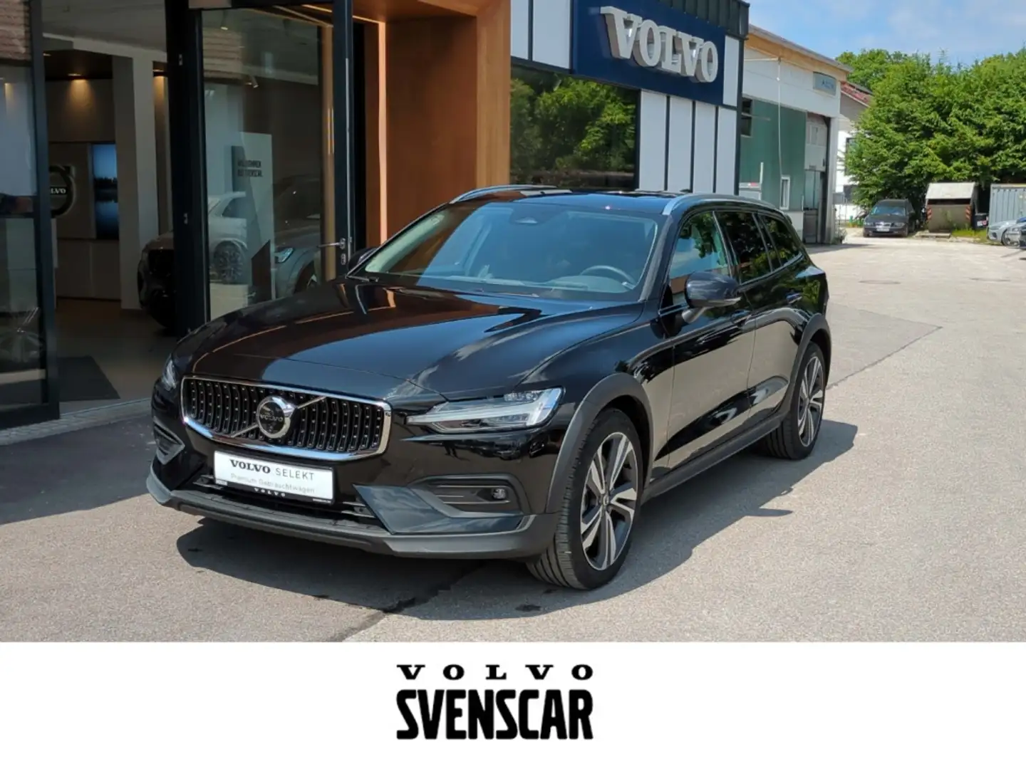 Volvo V60 Cross Country Cross Country Ultimate AWD B5 Benzin EU6d HUD Stan Noir - 1
