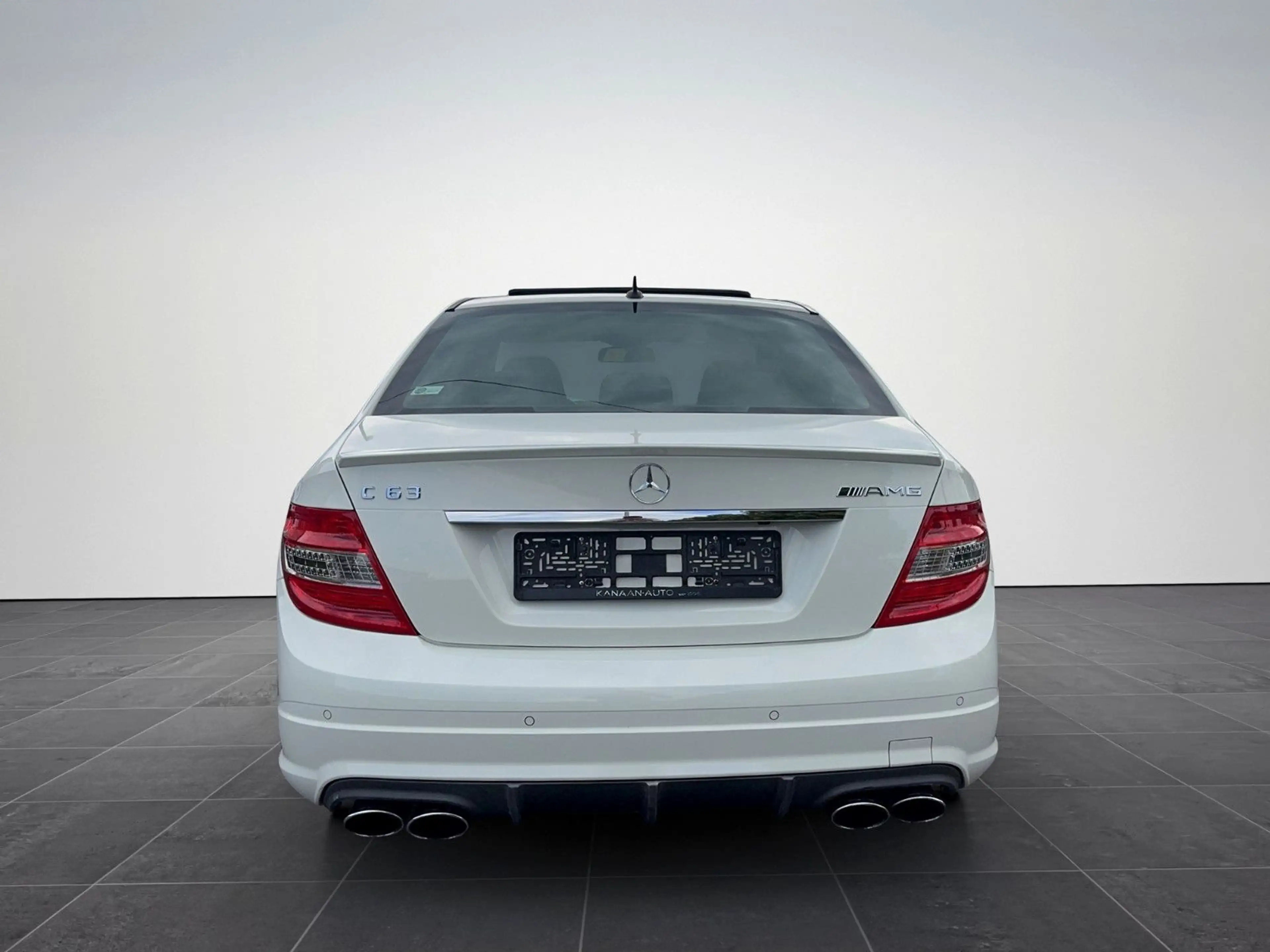 Mercedes-Benz C 63 AMG *Original-Zustand*Gepflegt ! — photo 6