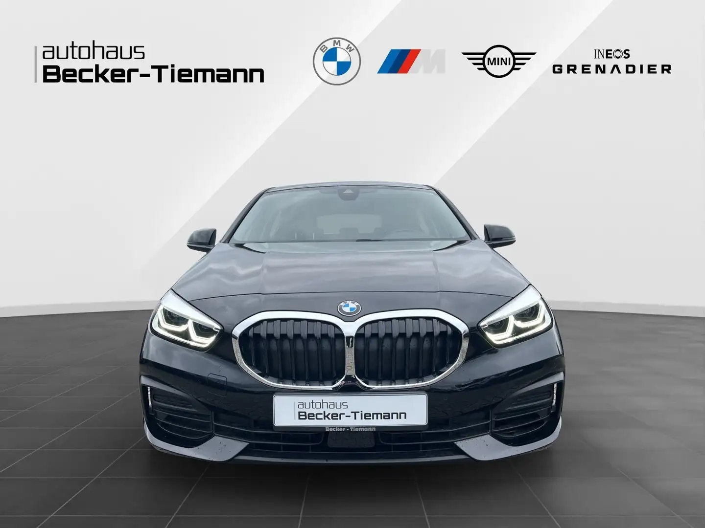 BMW 116 i LivePro/CarPlay/LED/Tempomat/PDC/DAB/WLAN Schwarz - 2