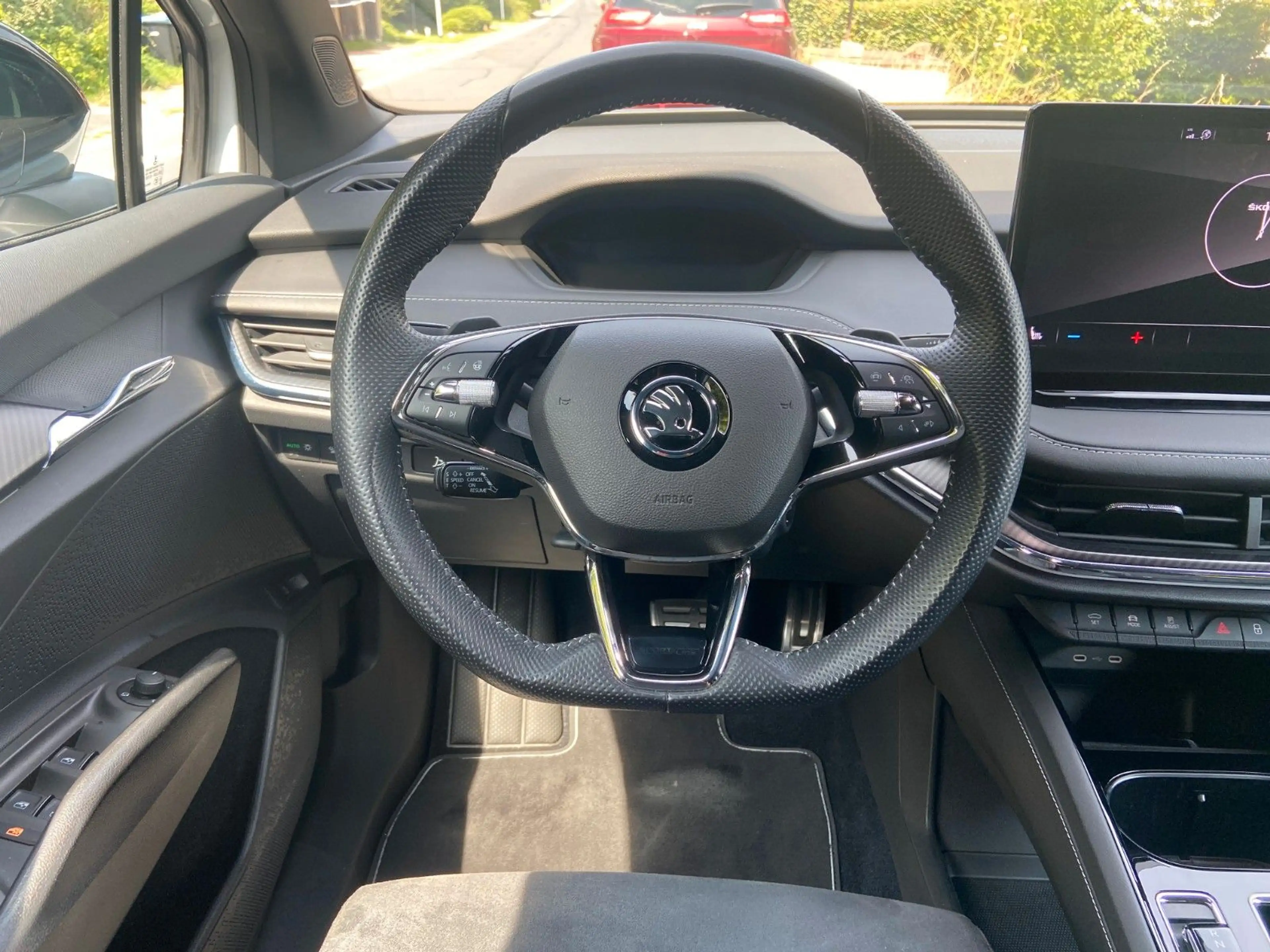 Skoda Enyaq 80 x Sportline — photo 8