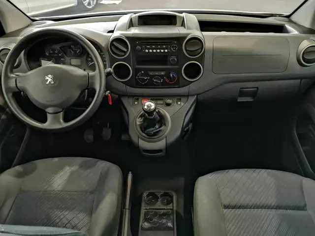Peugeot Partner view 15