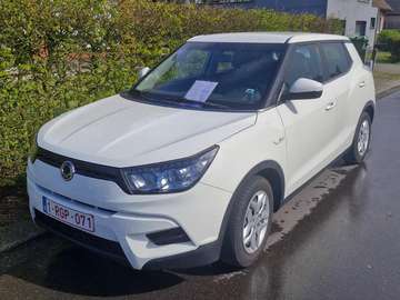 Tivoli 1.6i e-XGi 2WD Crystal