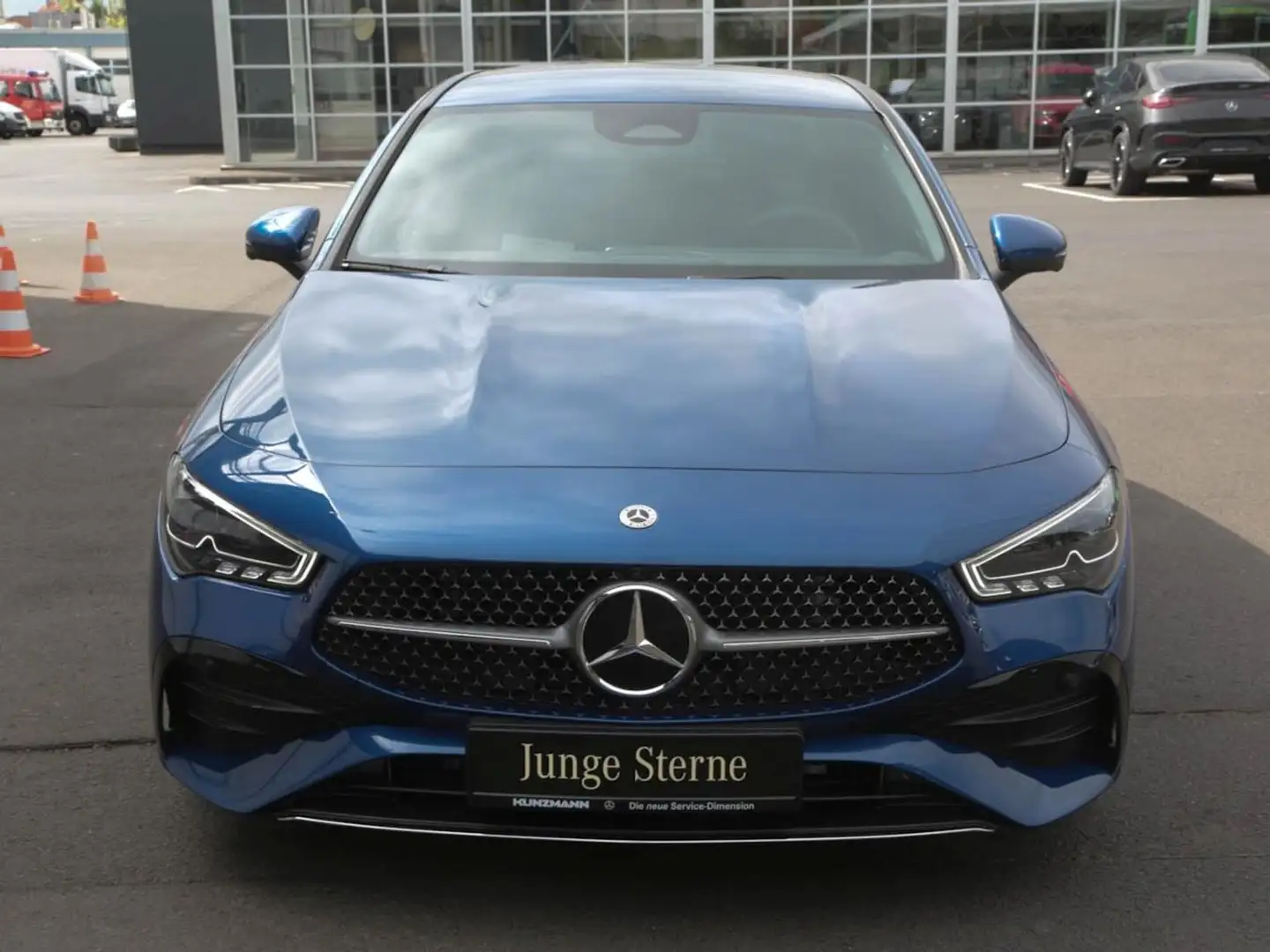 Mercedes-Benz CLA 200 d SB AMG MBUX Navi-Prem. Distronic 360° Blu/Azzurro - 2