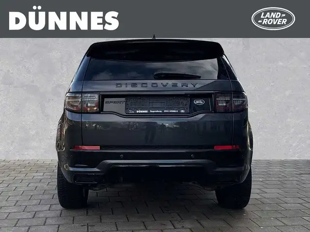Land Rover Discovery Sport view 7