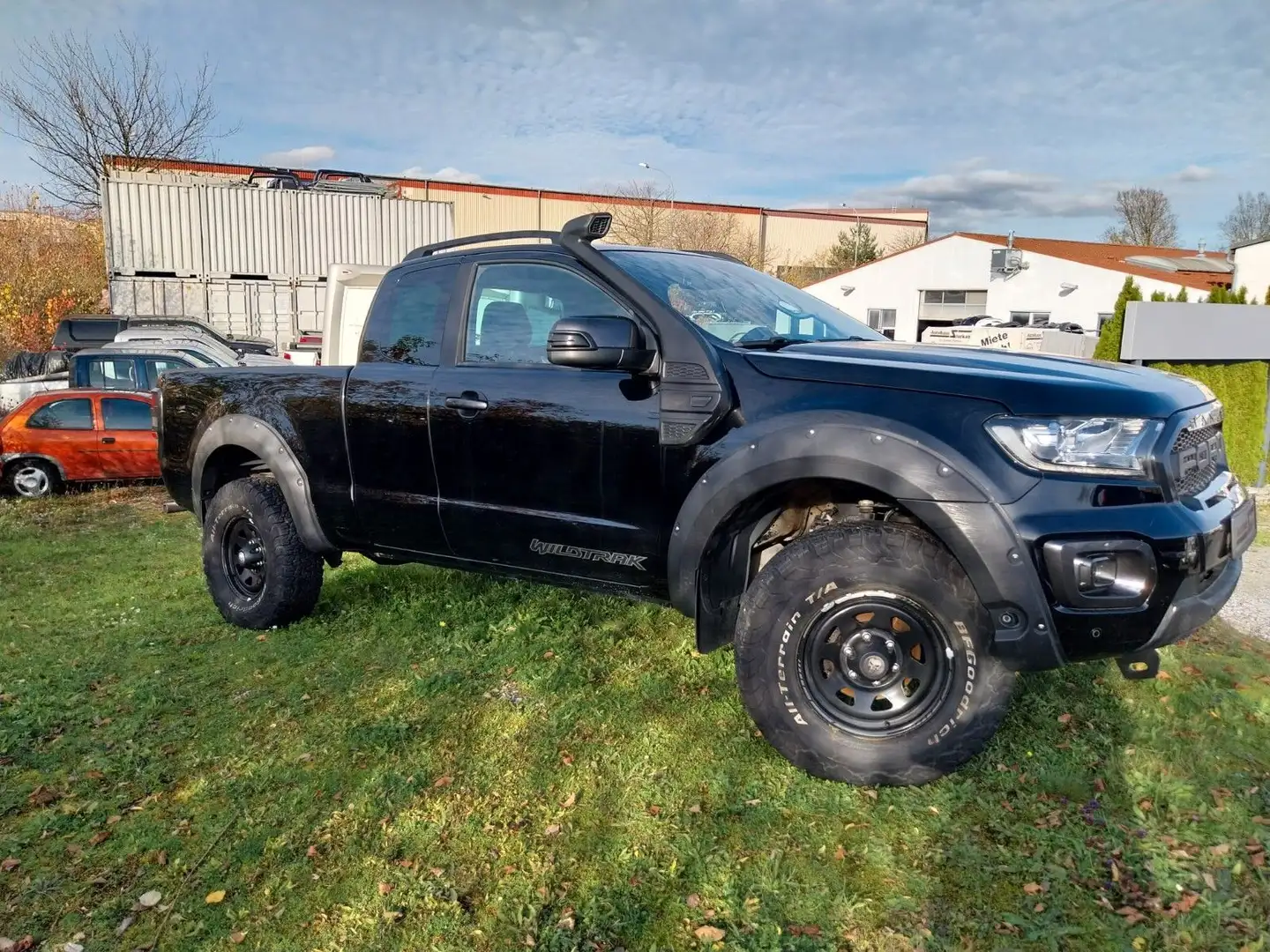 Ford Ranger Wildtrak EC  3,5T ZGG "Wohnkabinenfertig" Schwarz - 2