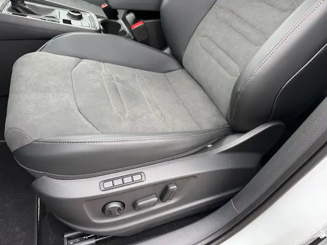 CUPRA Ateca 1.5 TSI DSG 150 Ö-Paket, Panorama Glasdach Ansicht 8