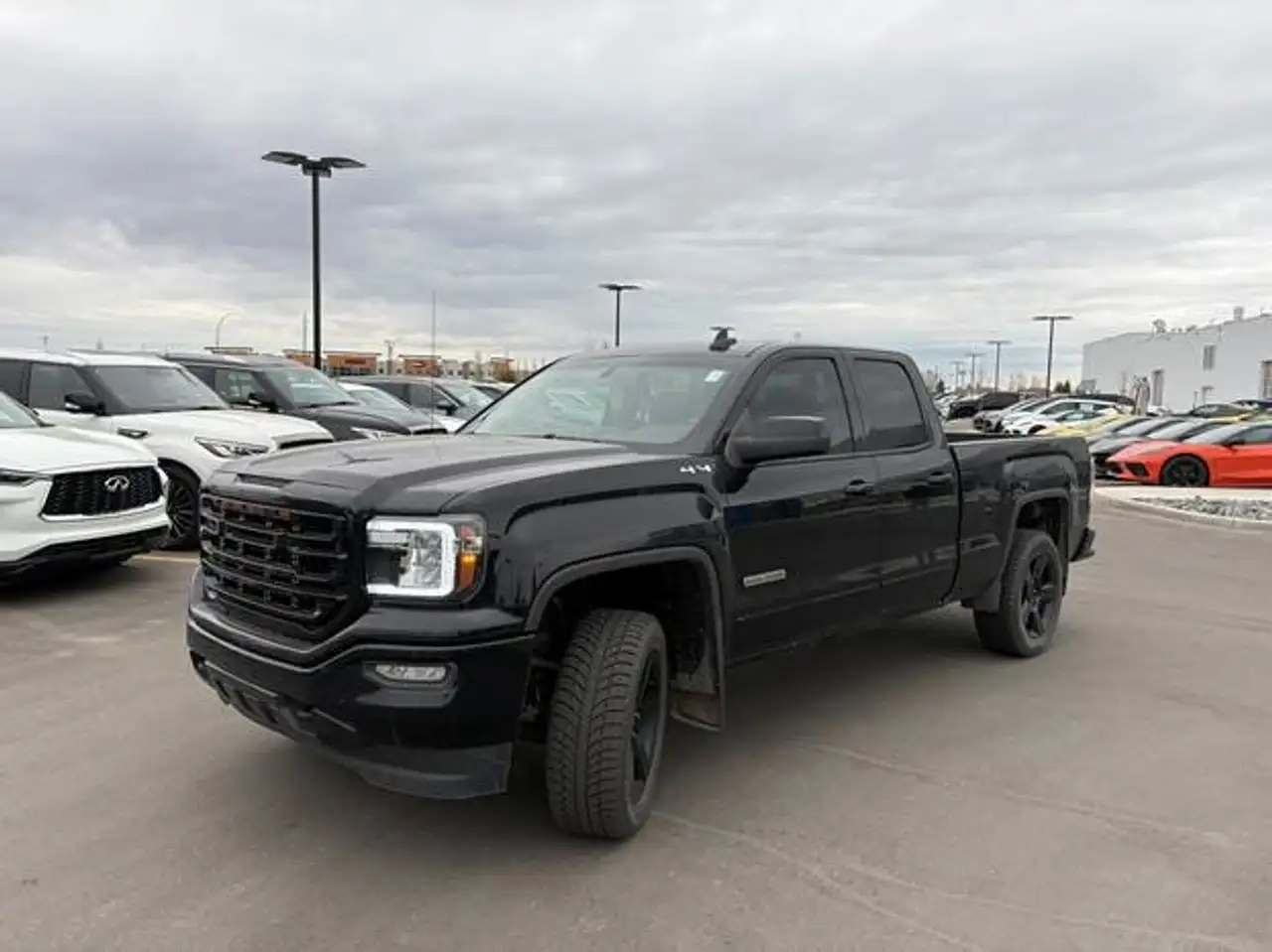 GMC Sierra 1500 снимка GMC Sierra 1500