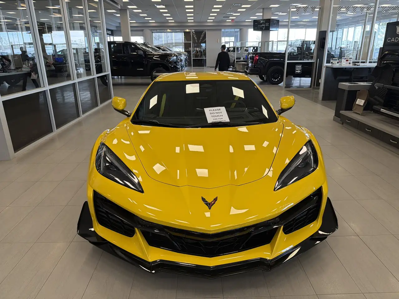 Chevrolet Corvette снимка Chevrolet Corvette
