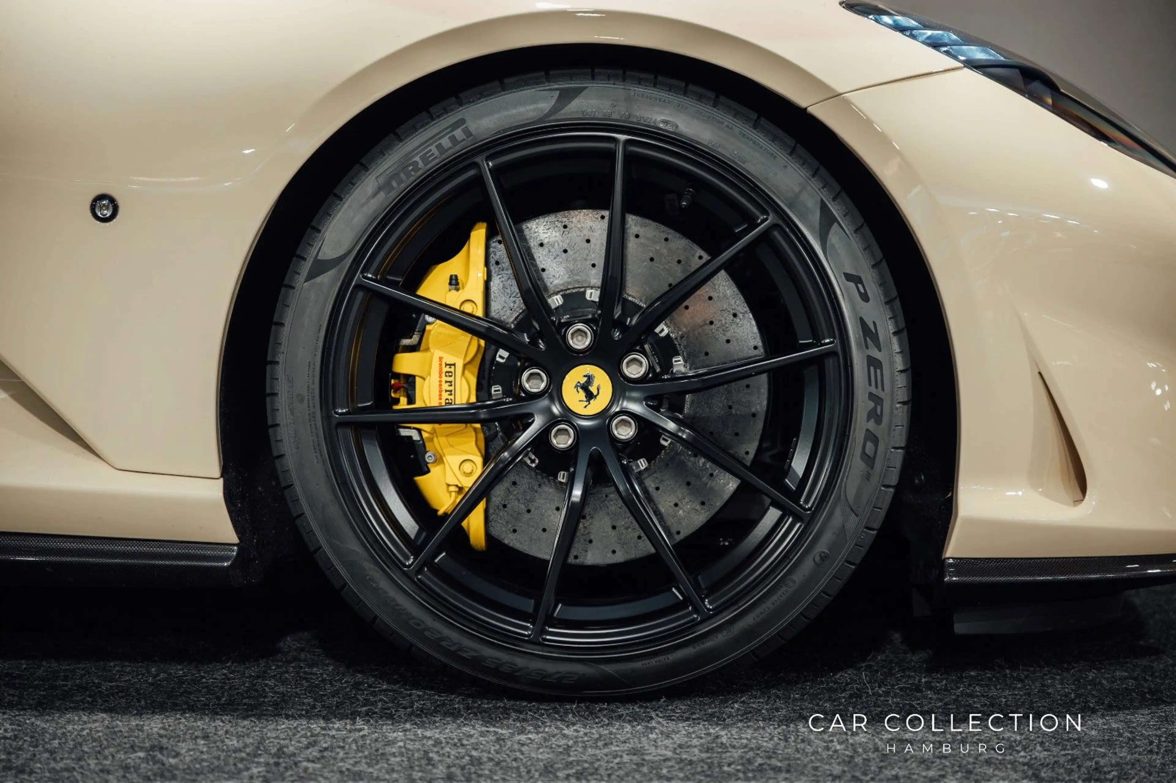 Ferrari 812 GTS | Avorio | Lift | Full Carbon | SPEC — photo 9