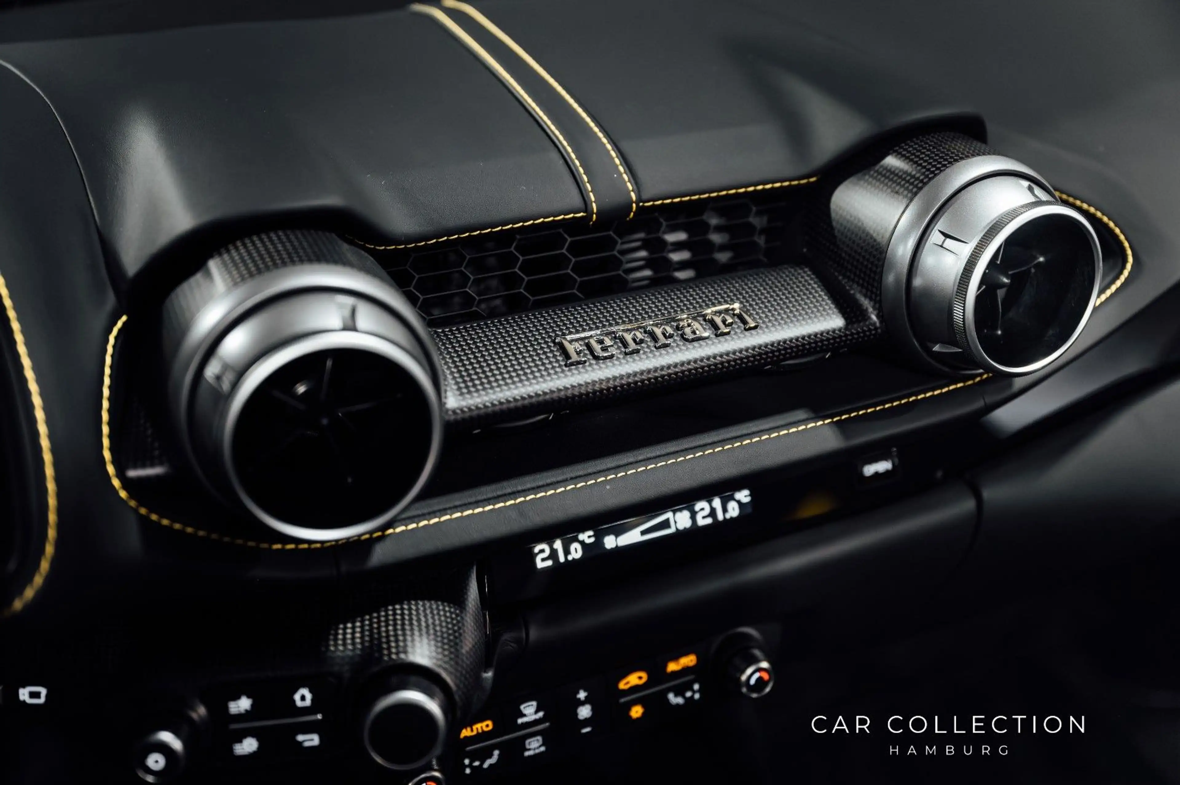 Ferrari 812 GTS | Avorio | Lift | Full Carbon | SPEC — photo 14