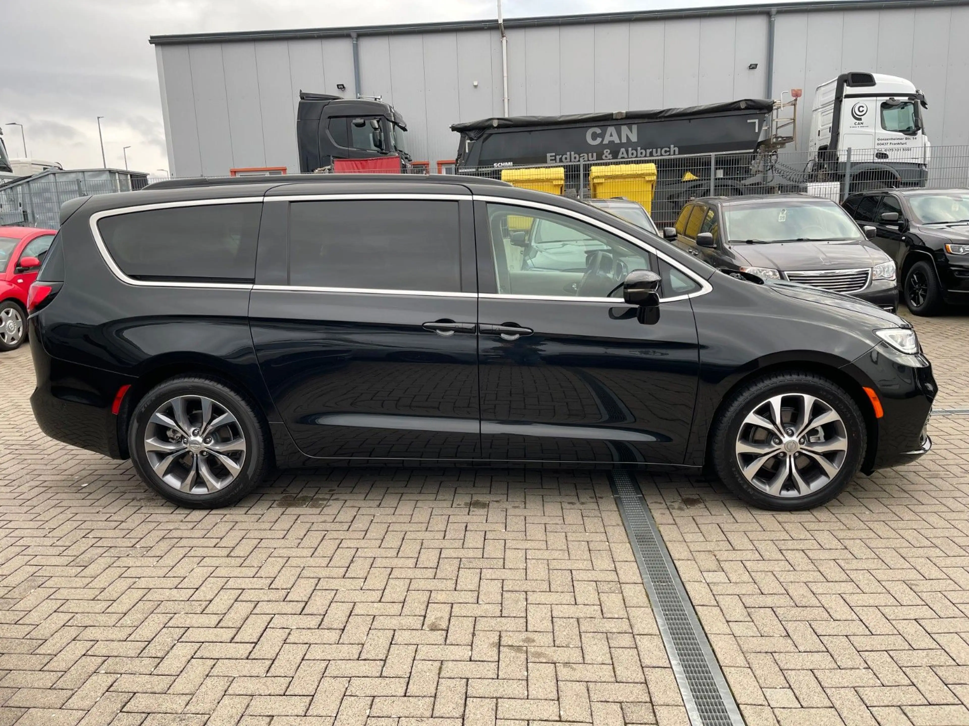 Chrysler Pacifica 3.6L V6 *AbstTemp*Spur*WenigKM — photo 4