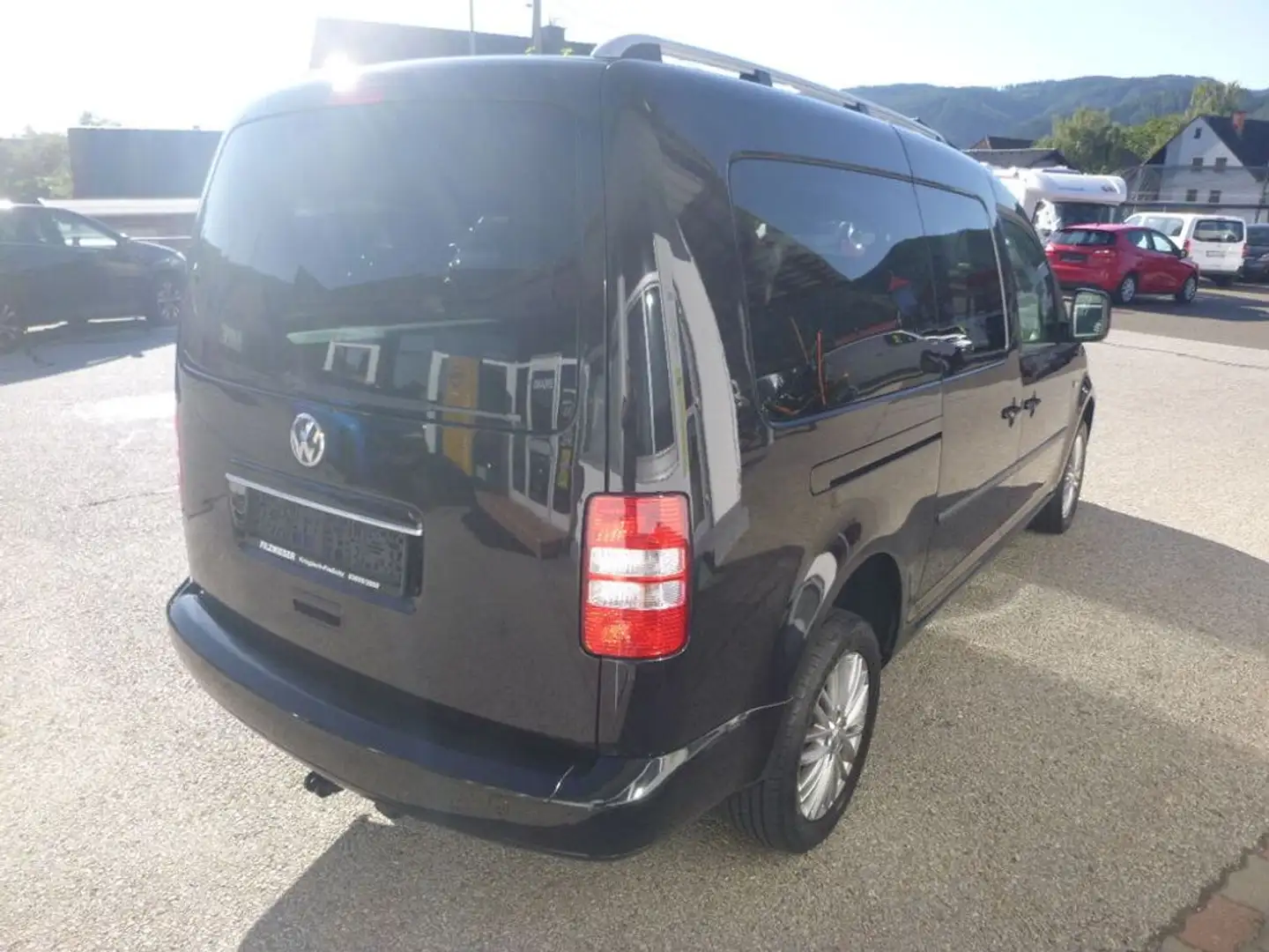 Volkswagen Caddy Maxi Comfortline 4Motion Schwarz - 2