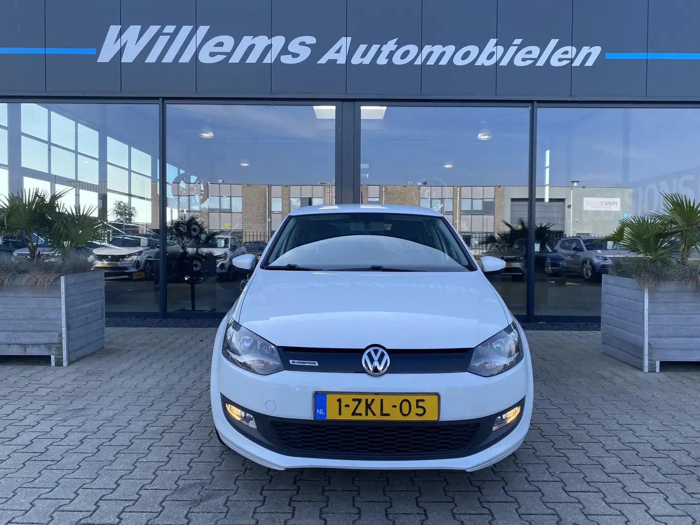 Volkswagen Polo 1.4 TDI BlueMotion Navigatie, Cruise Control & Air Wit - 2