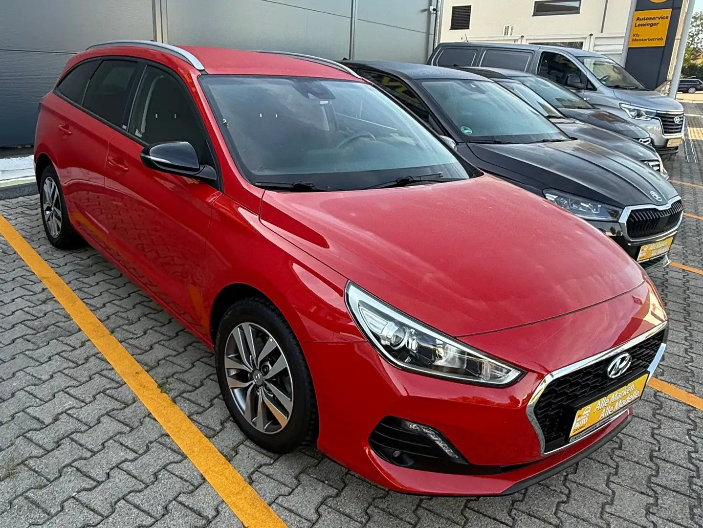 Hyundai i30 YES! Rouge - 1