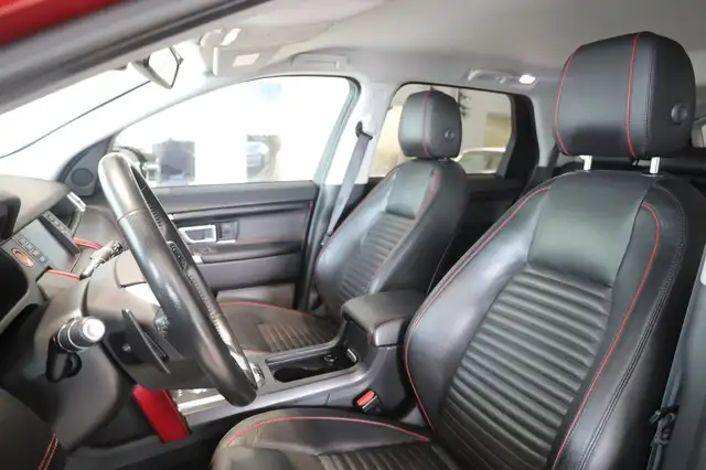 Land Rover Discovery Sport view 15