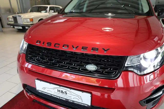 Land Rover Discovery Sport view 10