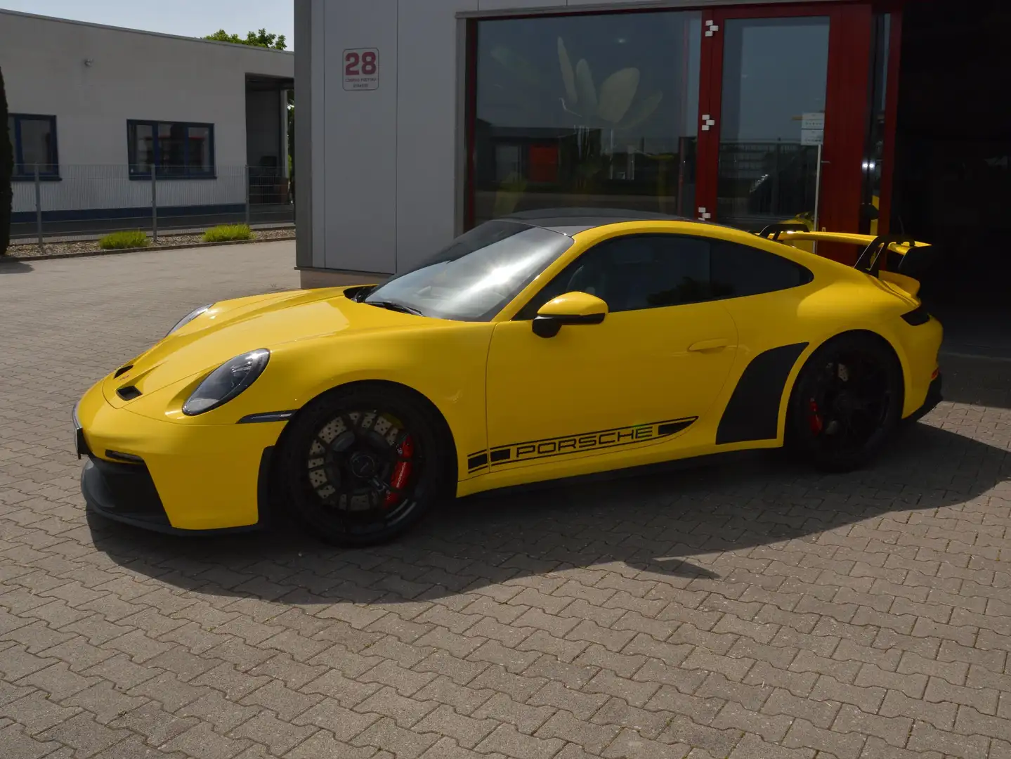 Porsche 992 GT3, 1. Hand, Carbon, BOSE, Kamera, Matrix-LED Gelb - 2