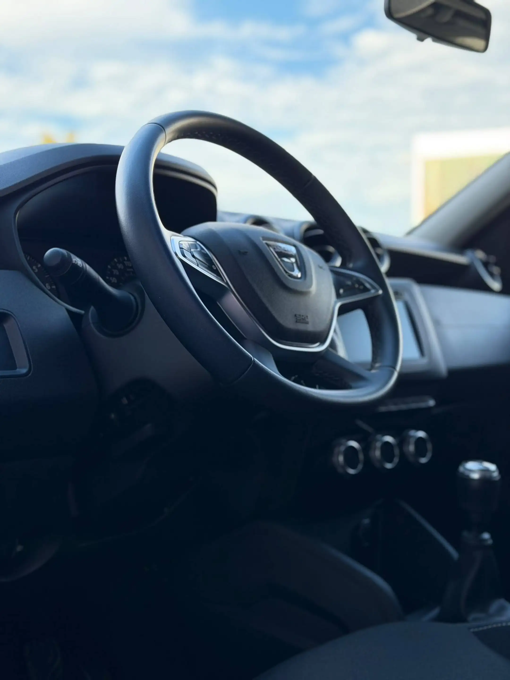 Dacia Duster Urban Blue dci 115 2WD — photo 5