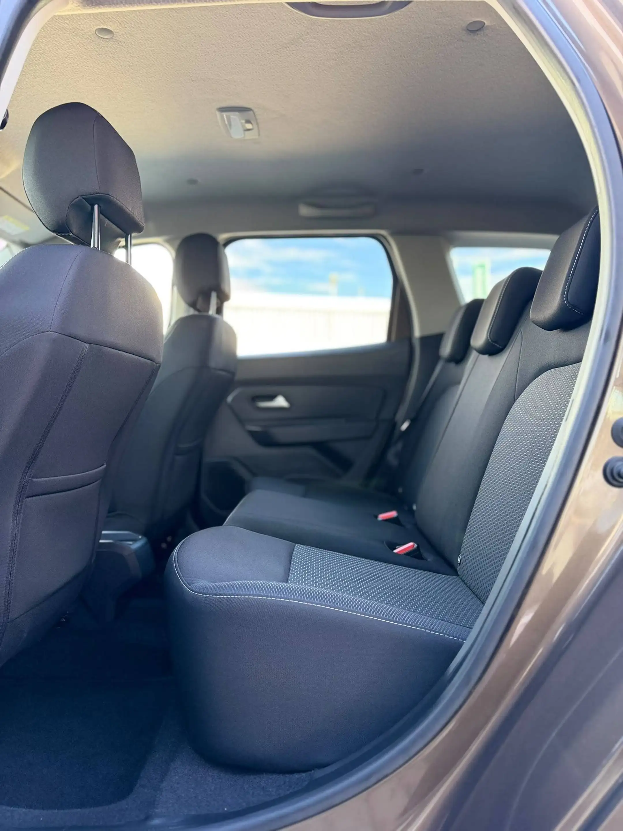 Dacia Duster Urban Blue dci 115 2WD — photo 15