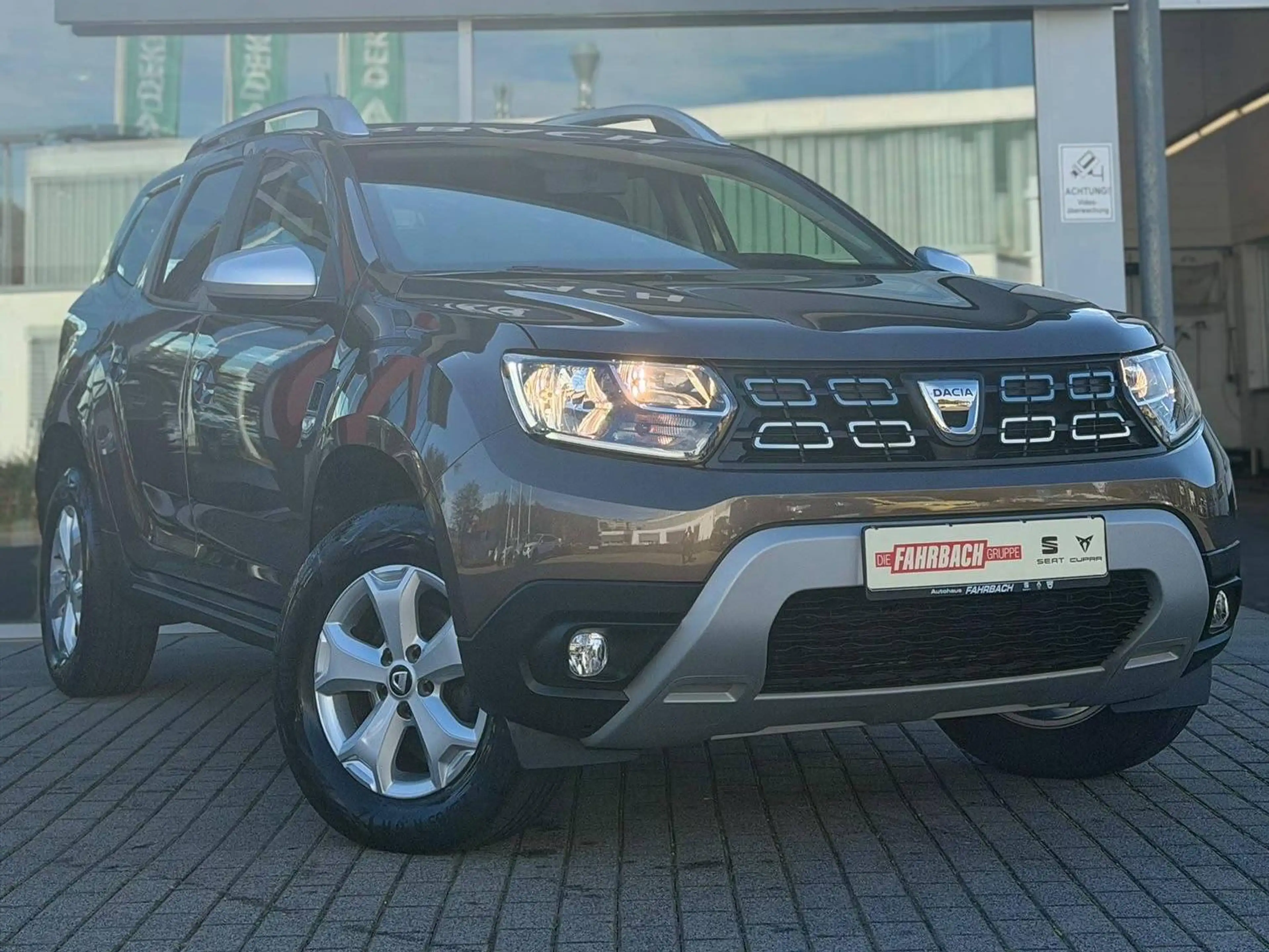 Dacia Duster Urban Blue dci 115 2WD — photo 28