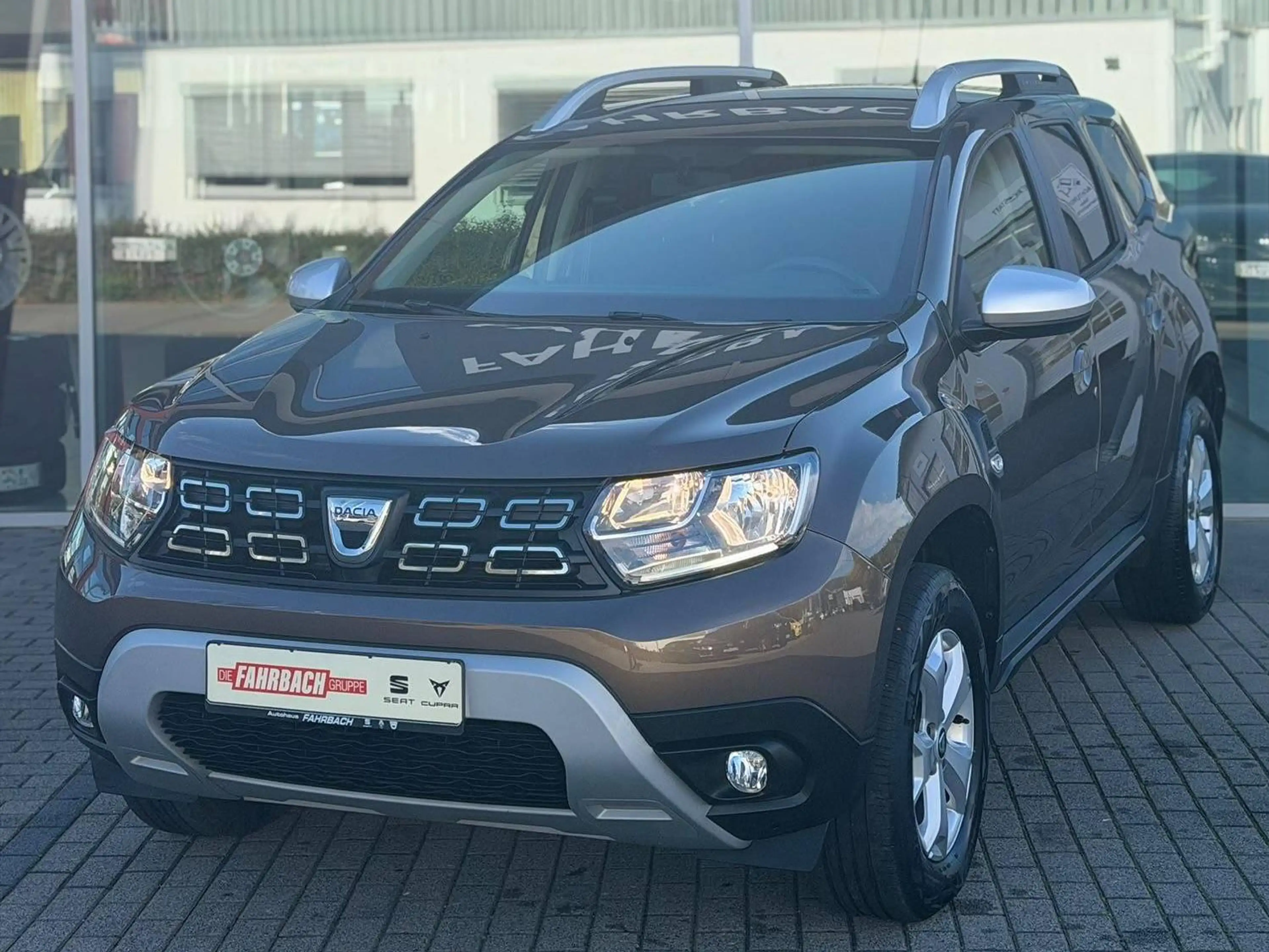 Dacia Duster Urban Blue dci 115 2WD — photo 3