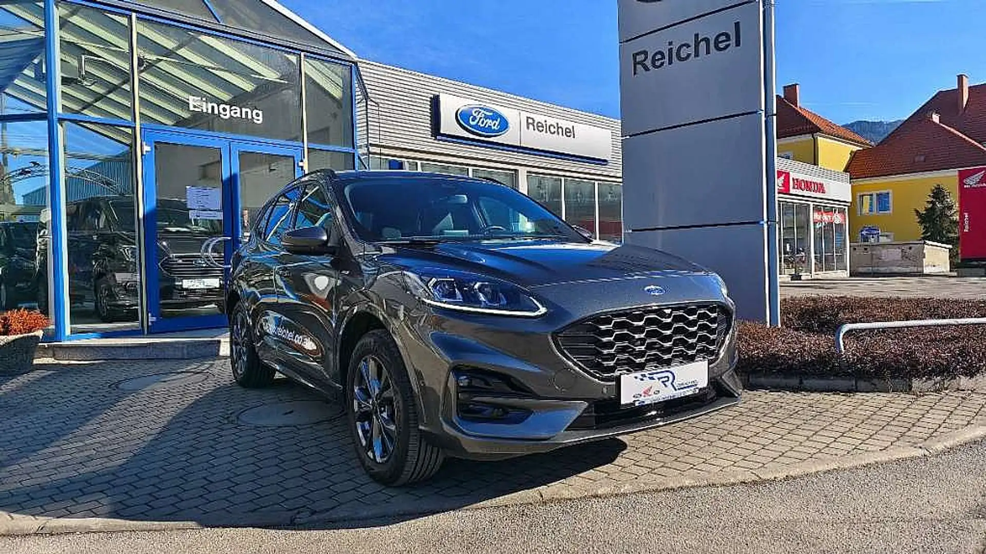 Ford Kuga 2,5 Duratec FHEV AWD ST-Line X Aut. #4970 Grau - 1