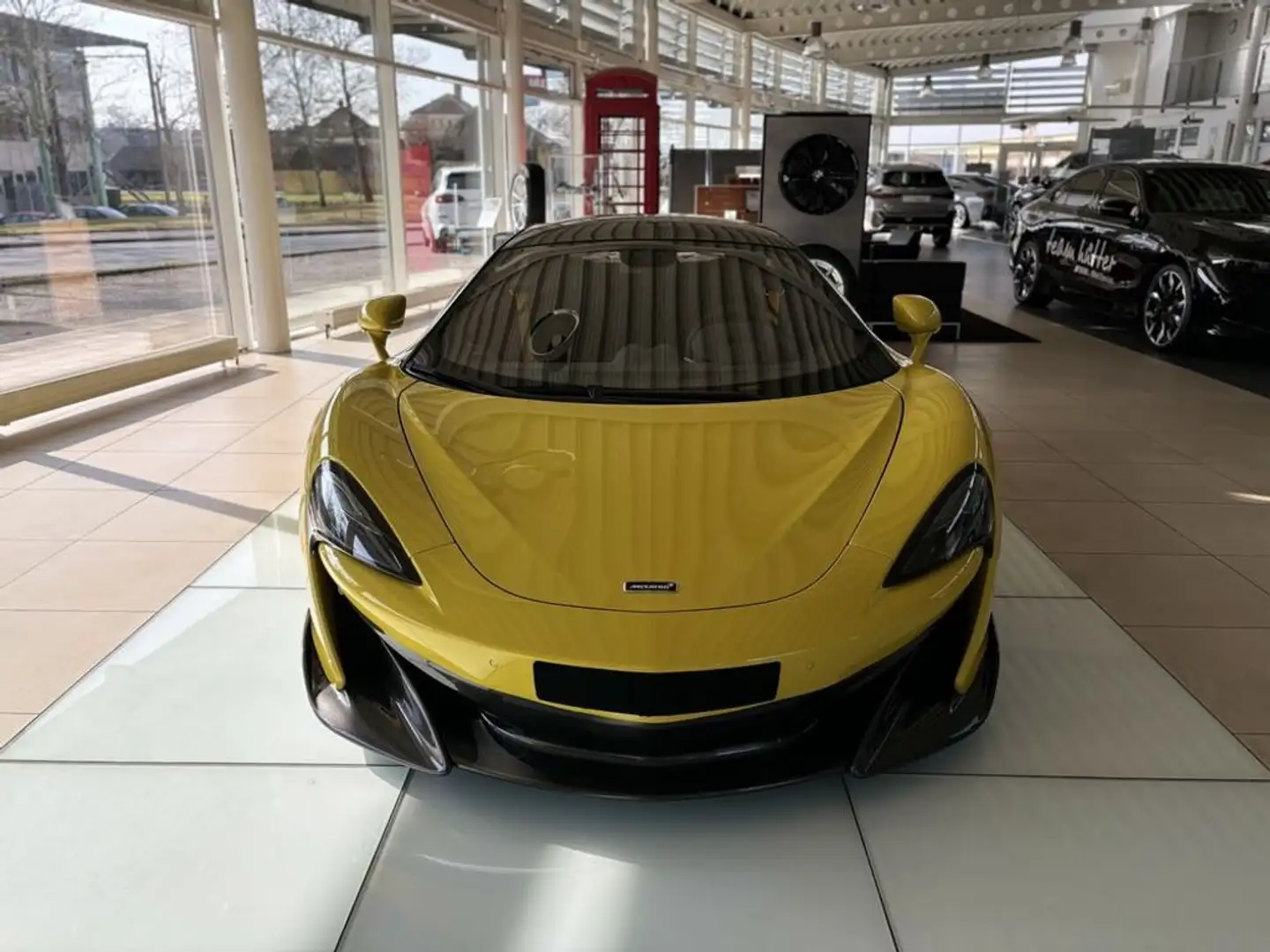 McLaren 600LT 600LT Coupé Sicilian Yellow, Dark Palladium Amarillo - 1