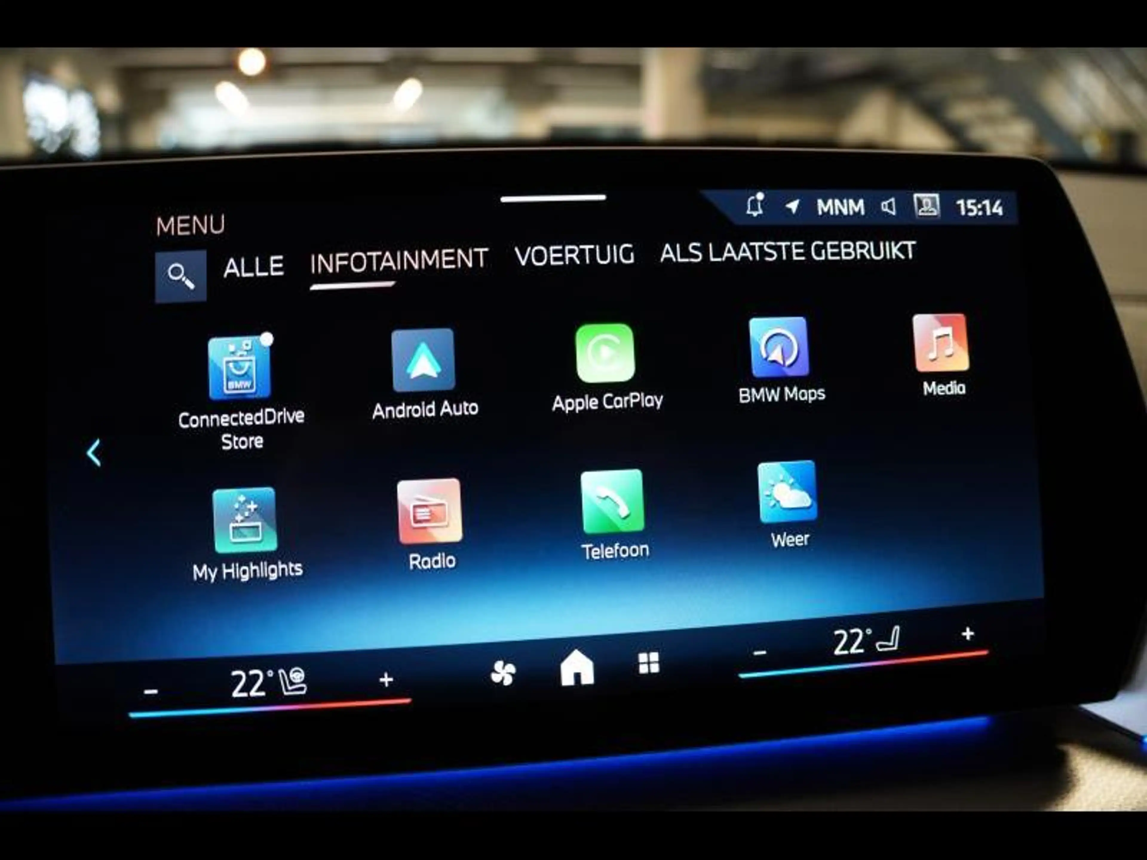 BMW iX2 M PACK PRO TREKHAAK CAMERA M REMMEN — photo 15