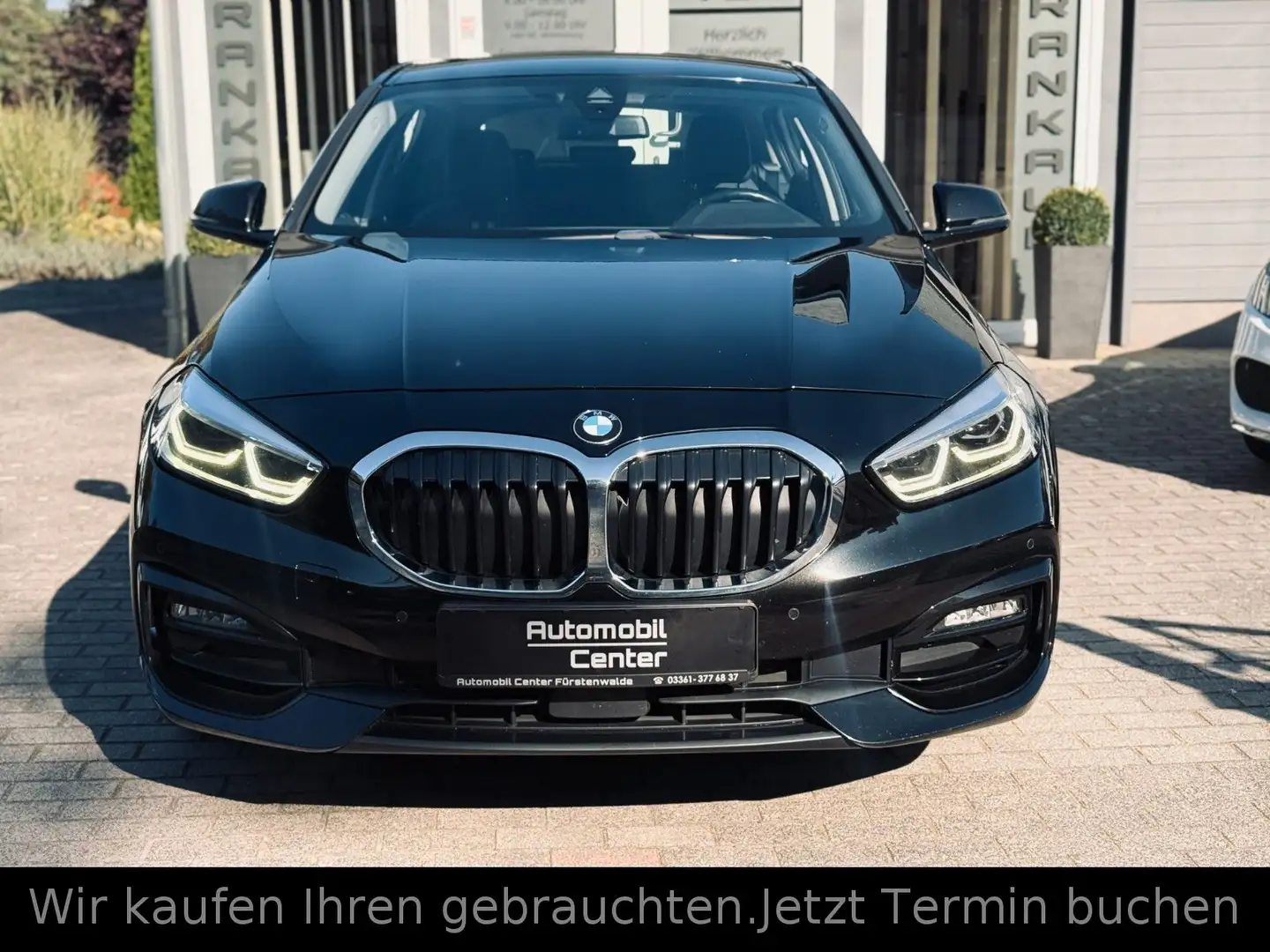 BMW 116 d Sport Line+Navi+SHZ+AHK+PDC+LED+Teilleder+ Schwarz - 2