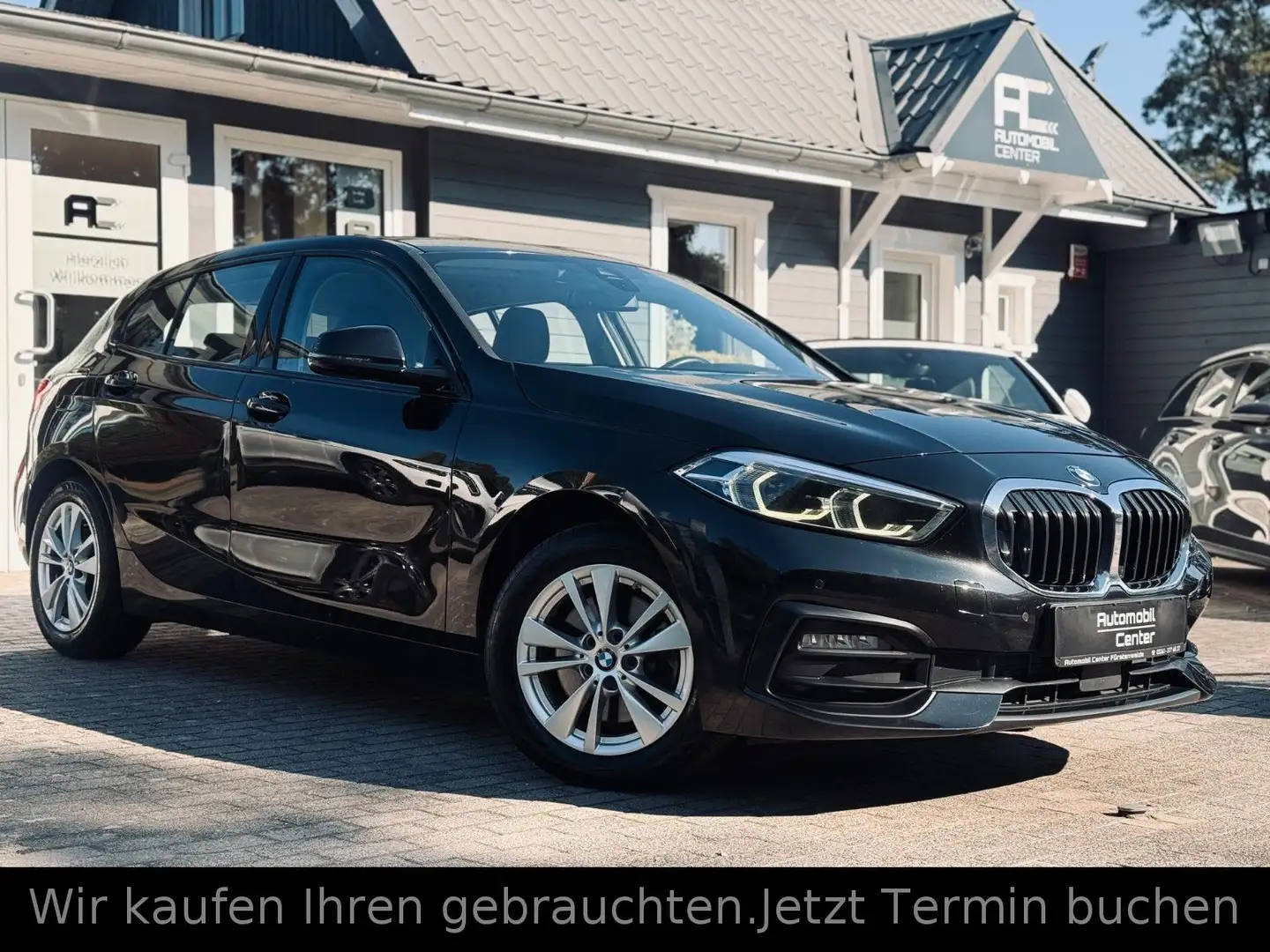 BMW 116 d Sport Line+Navi+SHZ+AHK+PDC+LED+Teilleder+ Schwarz - 1