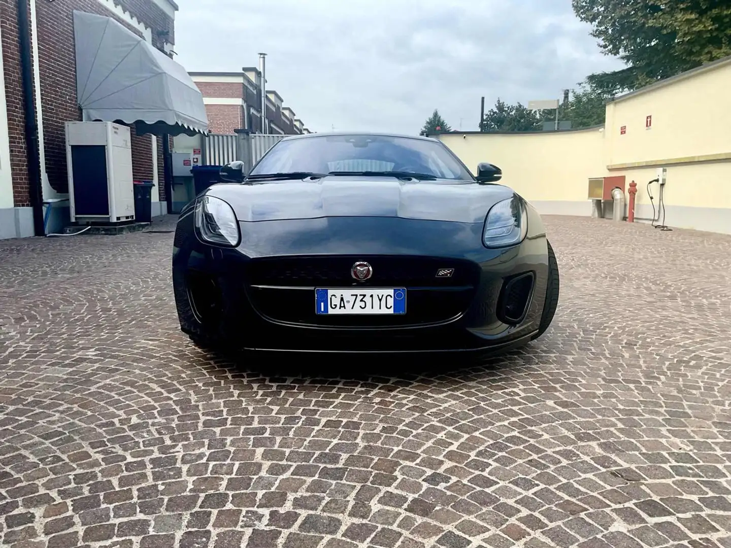 Jaguar F-Type 2.0 Coupé Chequered Flag - KM CERTIFICATI Grigio - 2