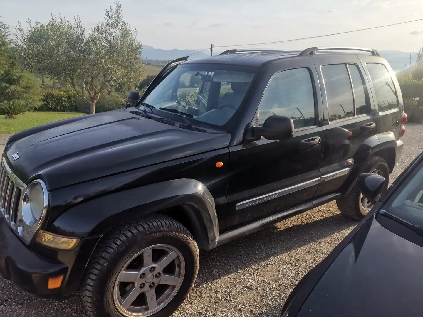 Jeep Cherokee Cherokee 2.8 crd Limited auto FL Noir - 1