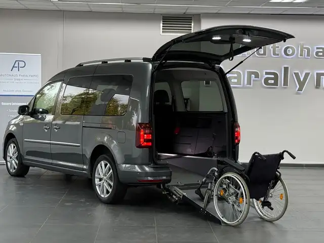Volkswagen Caddy Highline DSG Behindertengerecht Rampe