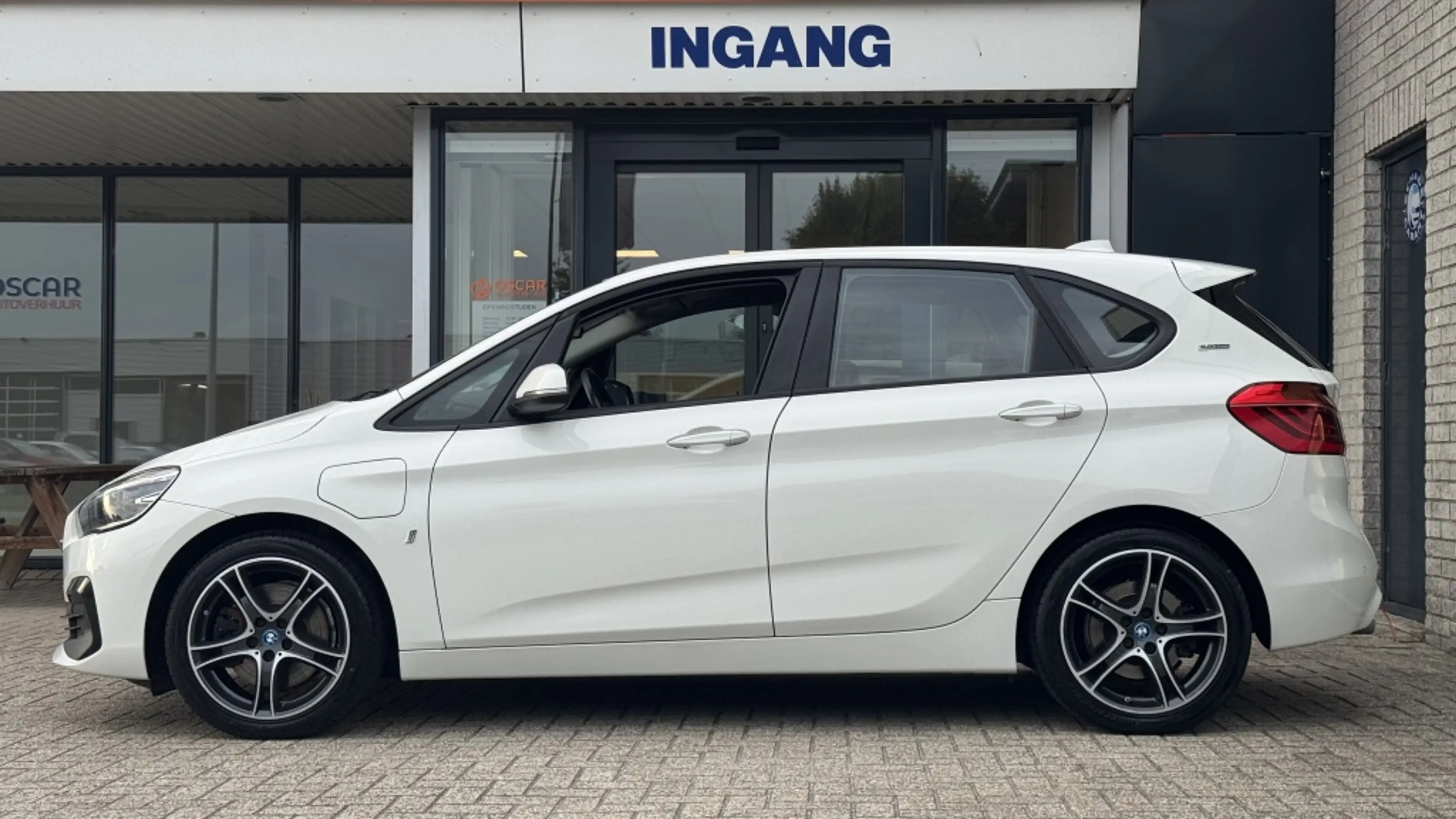 BMW 225 2-serie Active Tourer 225xe iP High Exec | Navi | — photo 3
