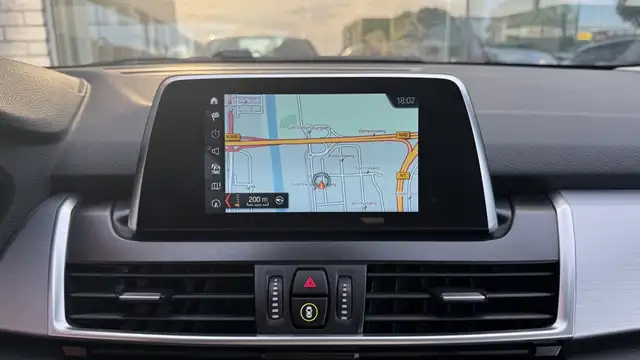 BMW 2 Series view 21