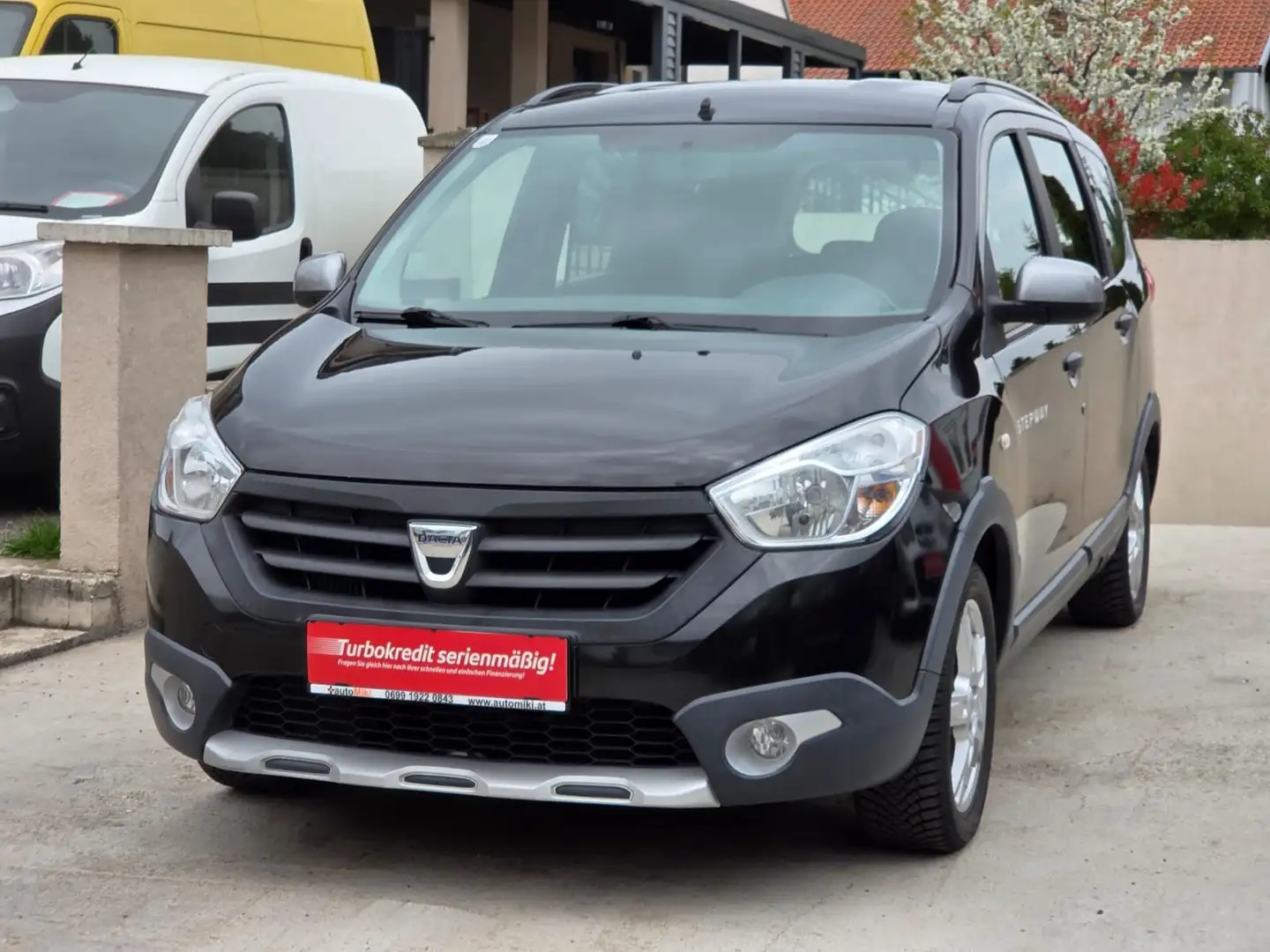 Dacia Lodgy Lodgy Stepway 7 Sitzer Benziner Schwarz - 1