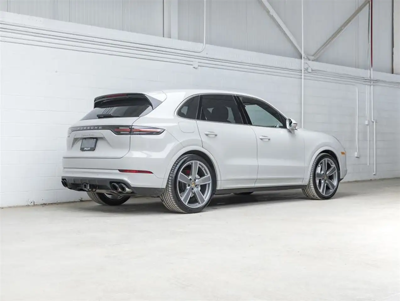 Porsche Cayenne снимка Porsche Cayenne