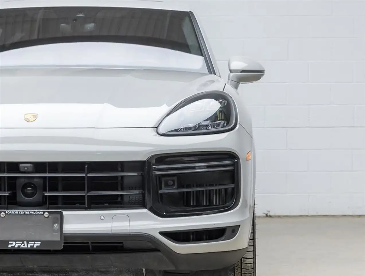 Porsche Cayenne снимка Porsche Cayenne