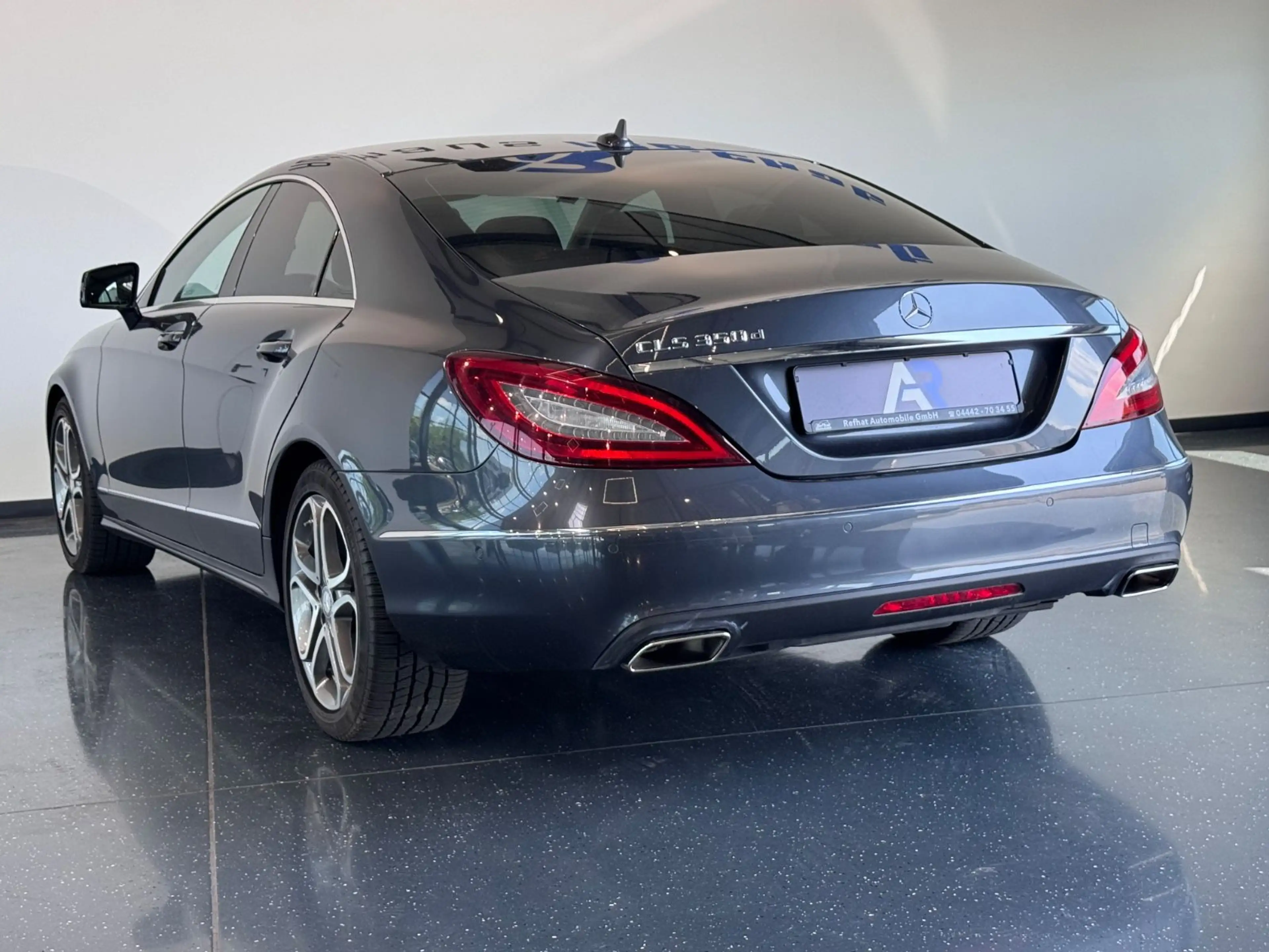 Mercedes-Benz CLS 350 d BlueTec*AMBIENTE*LED*SCHIEBEDACH*MOPF* — photo 11