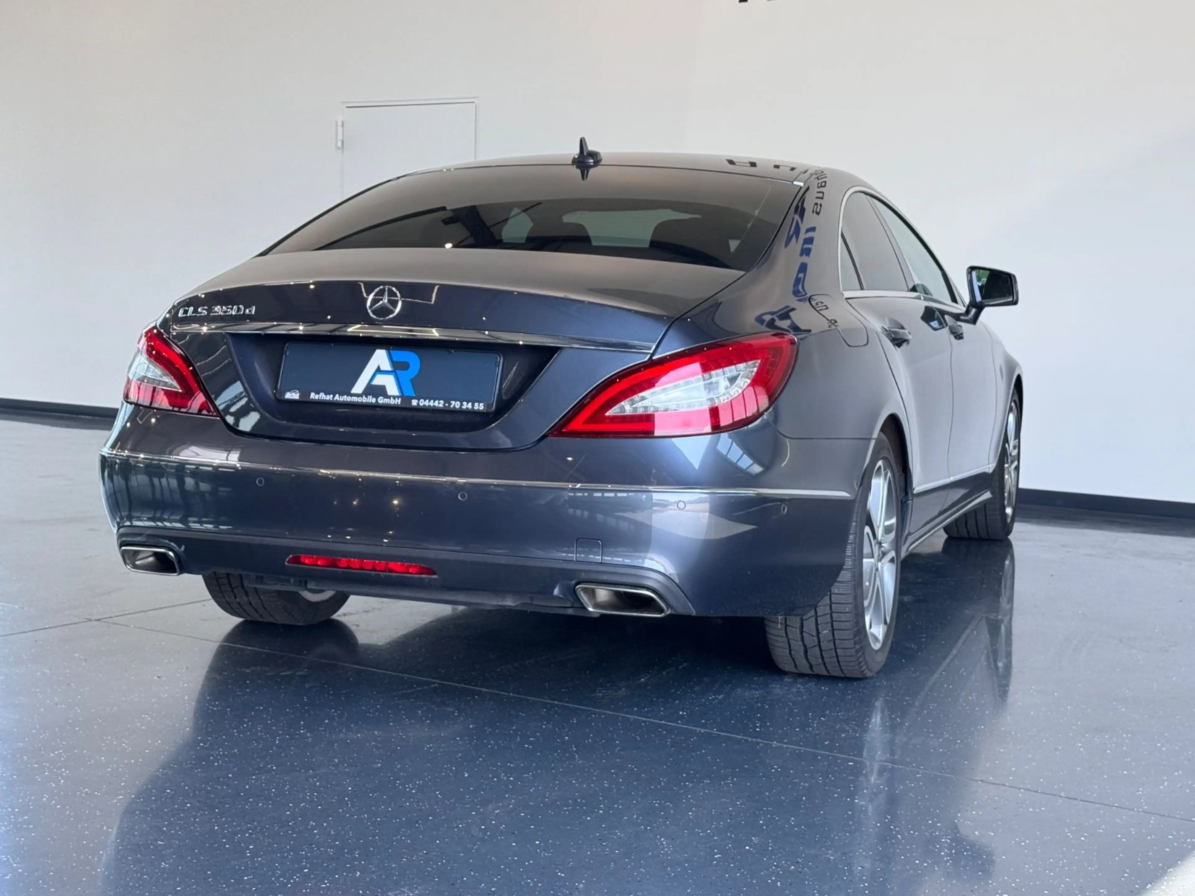 Mercedes-Benz CLS 350 d BlueTec*AMBIENTE*LED*SCHIEBEDACH*MOPF* — photo 7
