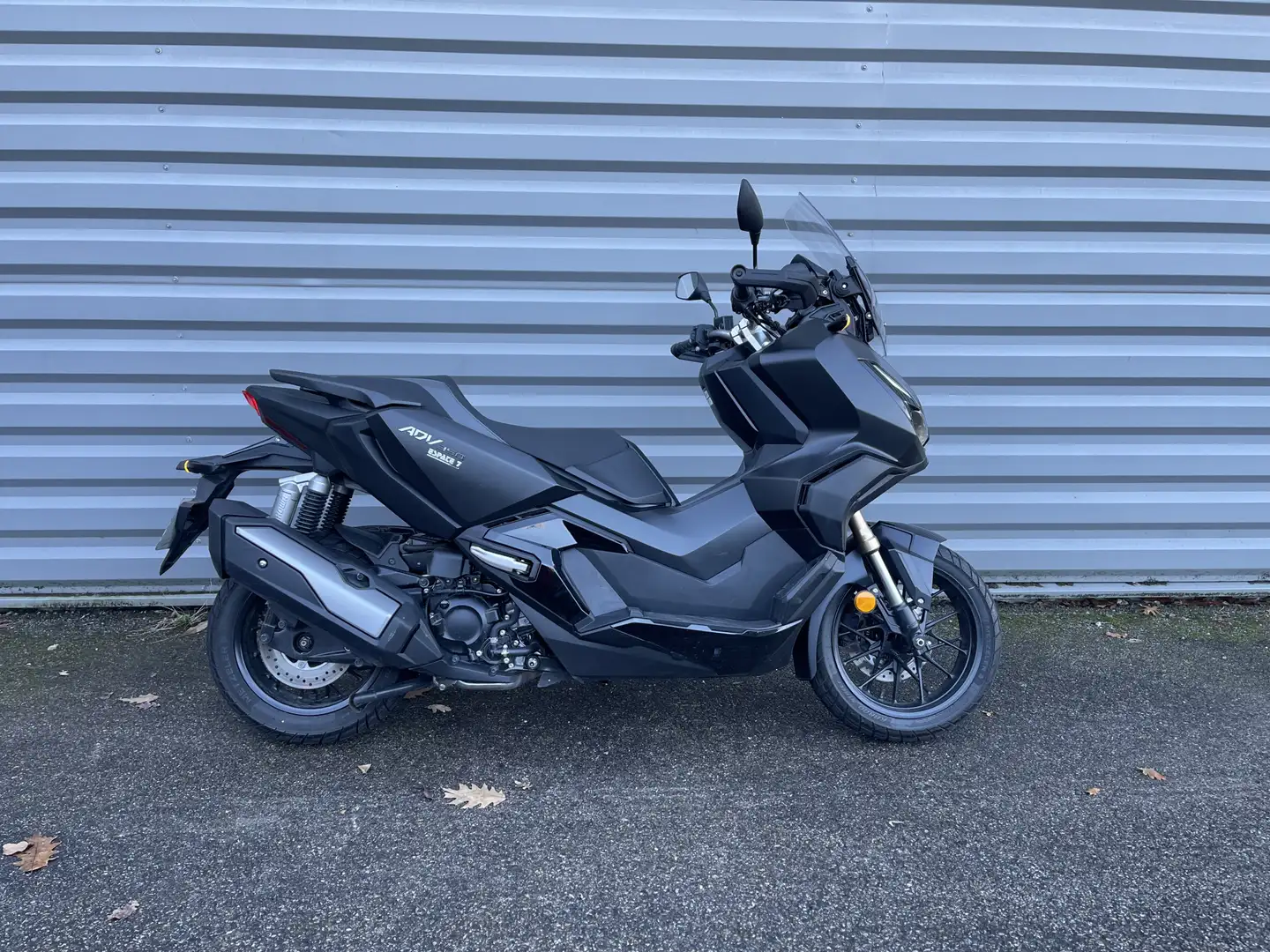 Honda ADV 350 Gris - 2