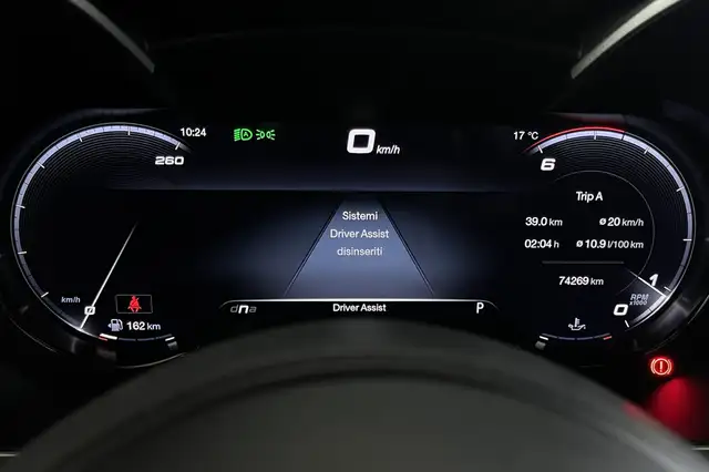 Alfa Romeo Stelvio view 28