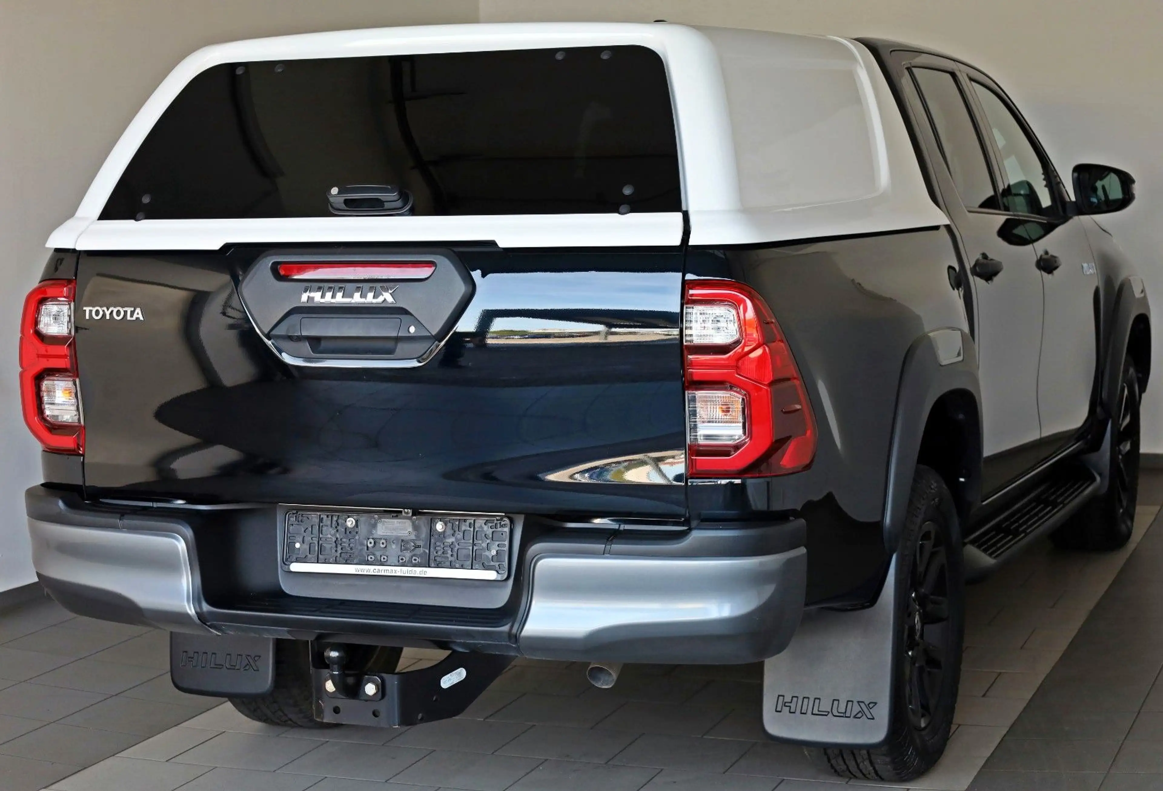 Toyota Hilux 2.8D-4D Invincible,Kamera,CarP,HardTop,AHK — photo 2