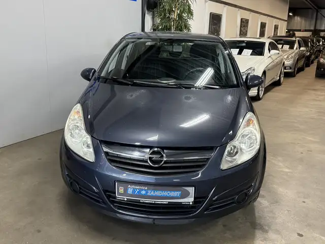 Opel Corsa view 2