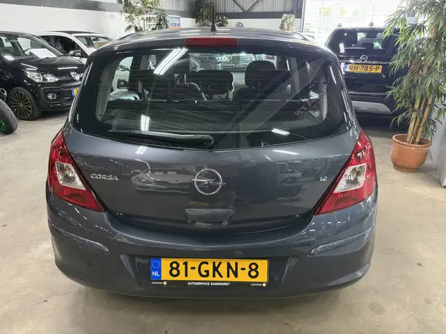 Opel Corsa view 5