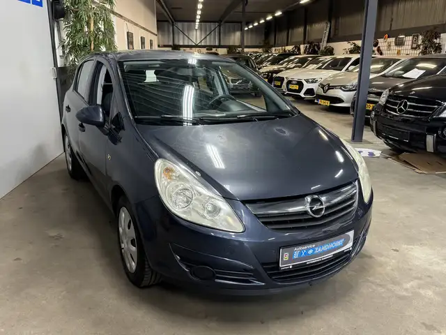 Opel Corsa view 3