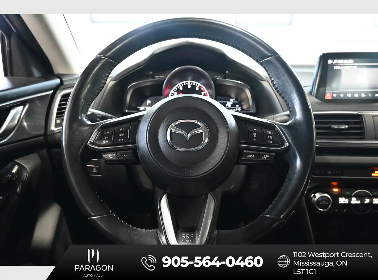 Mazda 3 снимка Mazda 3