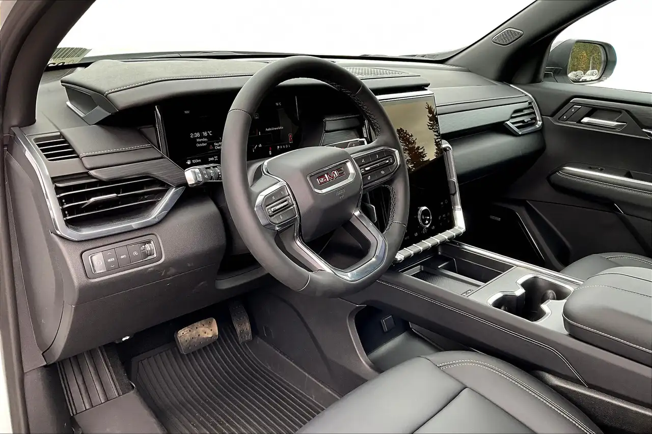 GMC Acadia снимка GMC Acadia